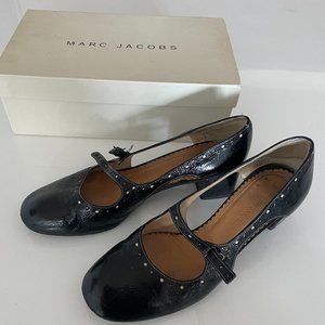 Marc Jacobs Pumps - 39  Black with beige cutouts, Doiley sole